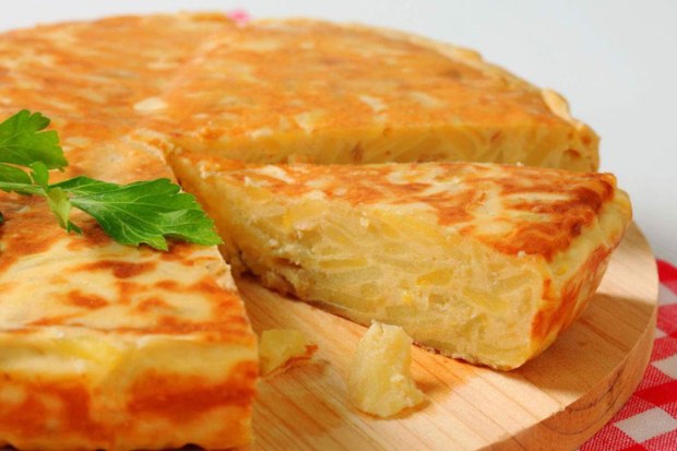 Tortilla de Patatas khas Spanyol